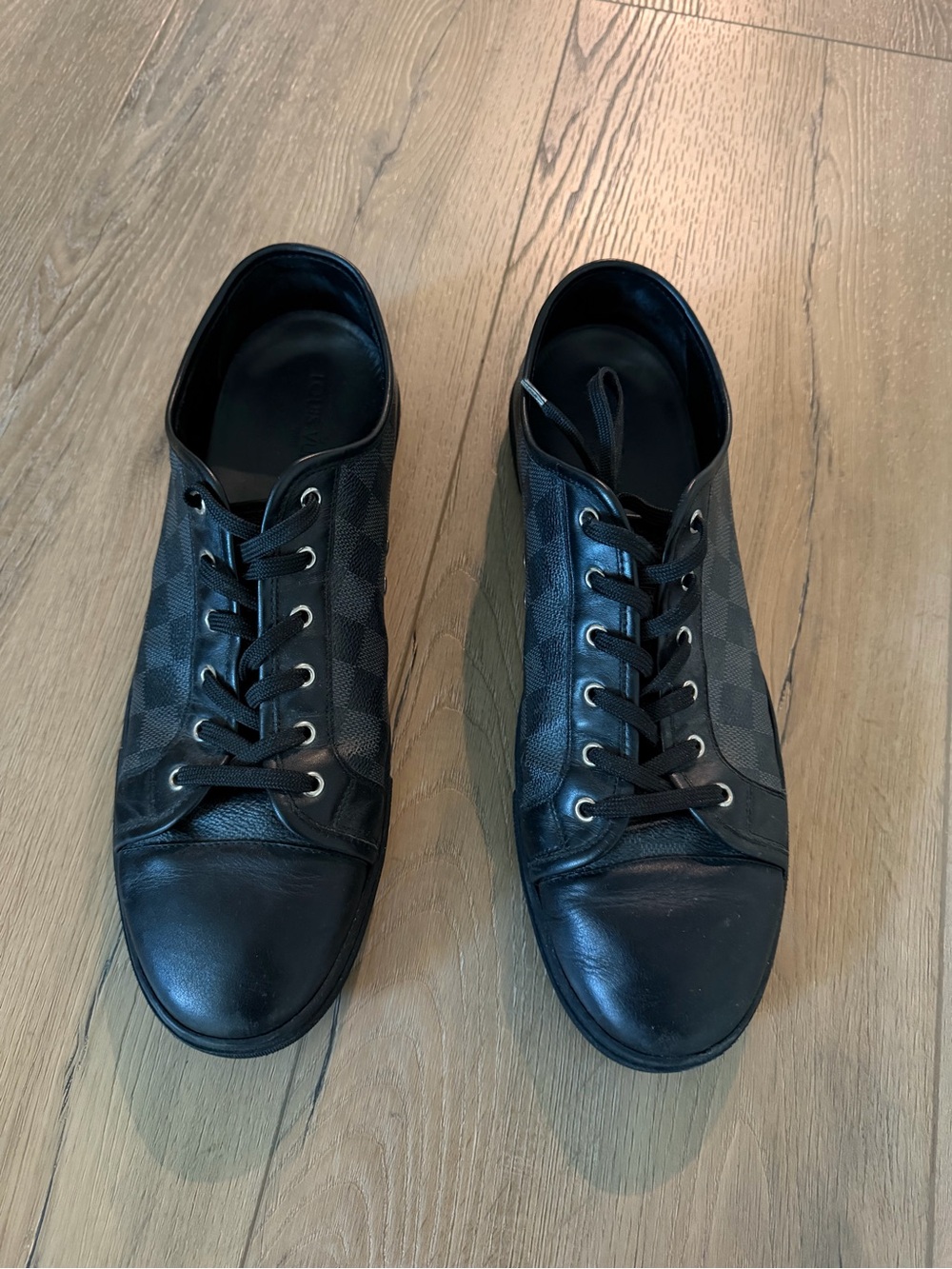 Mens Louis Vuitton Damiar graphite leather sneakers shoes